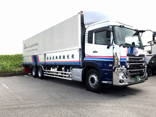 15t高床ウイング車